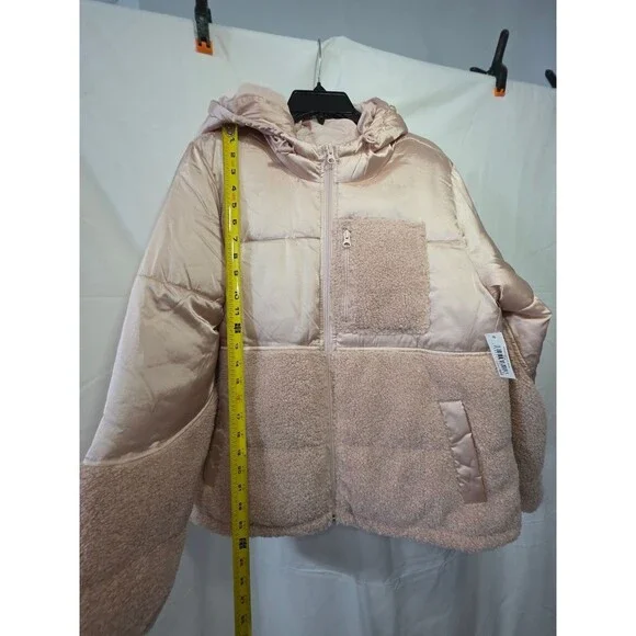 Amazon Essentials AEM30229FW22 BOSWIC RTZ Hooded Puffer Jacket Sherpa Panel - Picture 2 of 7